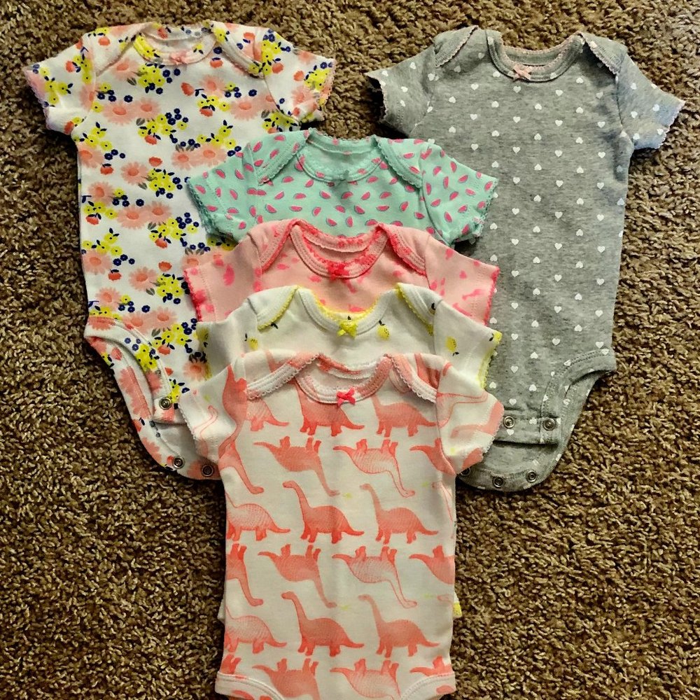 Carter’s Baby Girls’ Short-Sleeve Bodysuit Onesies, 6-pk, Newborn